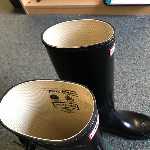 Hunter Boots Tall Glossy Black Size 5/6 - Picture 2 of 8